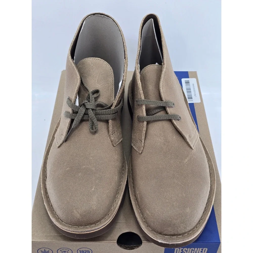 Clarks Bushacre 2 Chukka Boots Mens 9W Taupe Distressed Leather - New